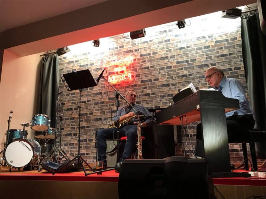 26857248_10155982674353407_1806394750_n